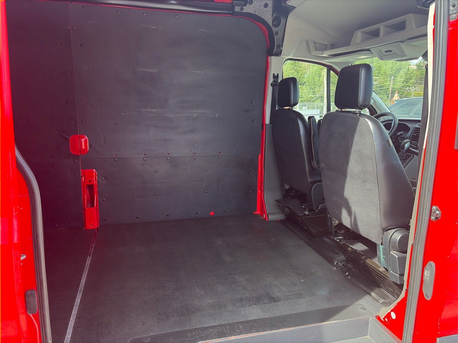 2022 Ford Transit Cargo Van T-250 130" Med Rf 9070 GVWR RWD