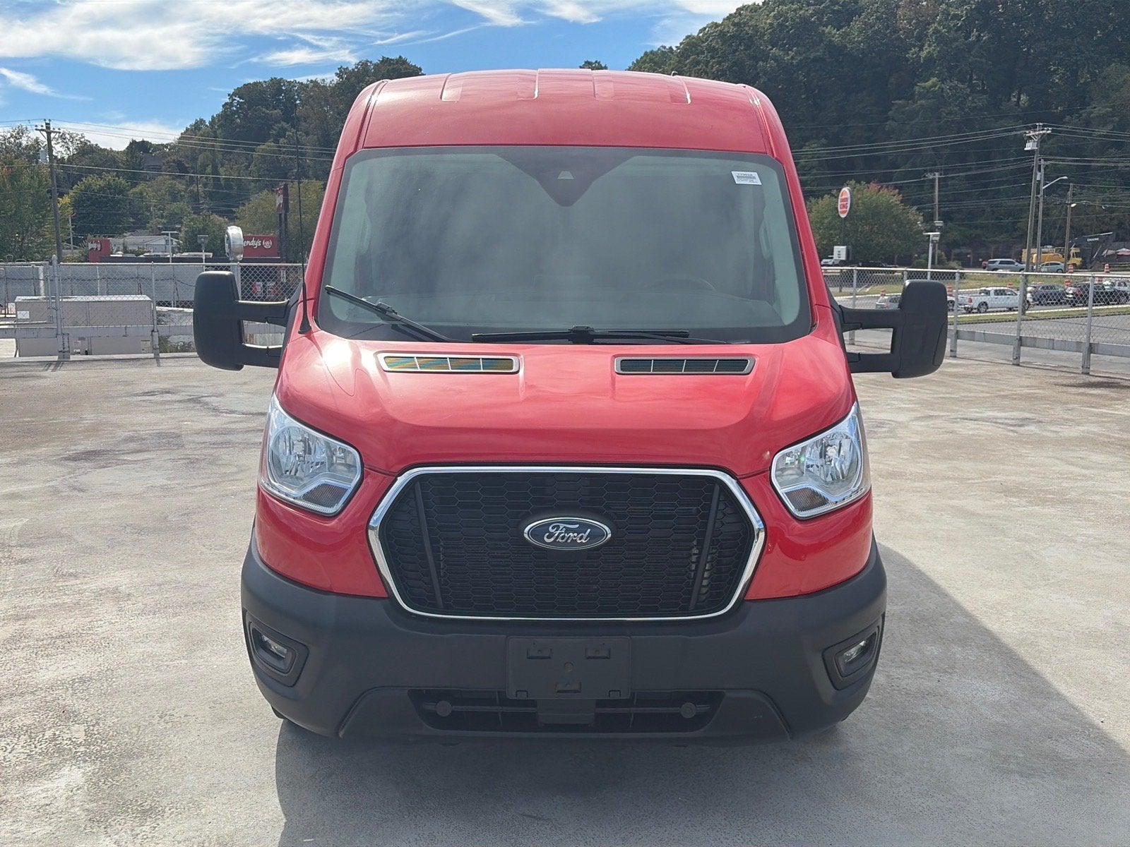 2022 Ford Transit Cargo Van T-250 130" Med Rf 9070 GVWR RWD