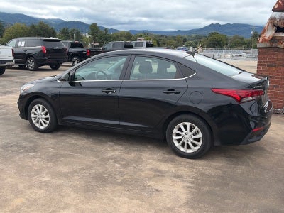 2022 Hyundai Accent SEL