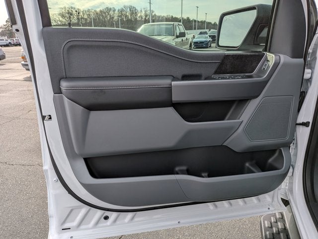 2025 Ford F-150 Lightning XLT