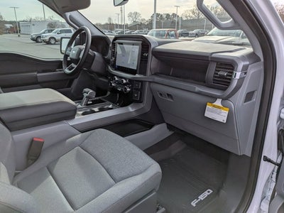2025 Ford F-150 Lightning XLT