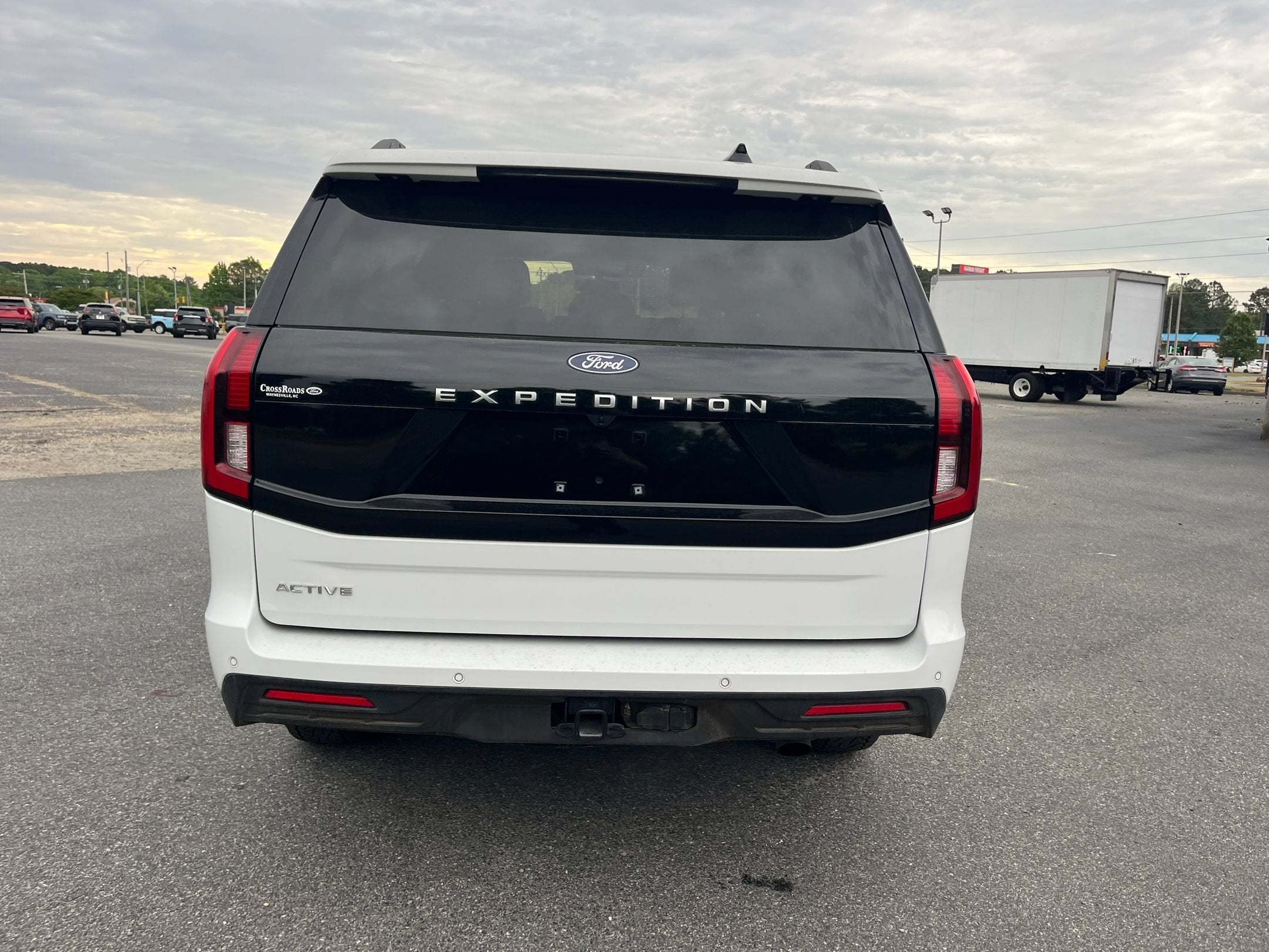 2025 Ford Expedition Active