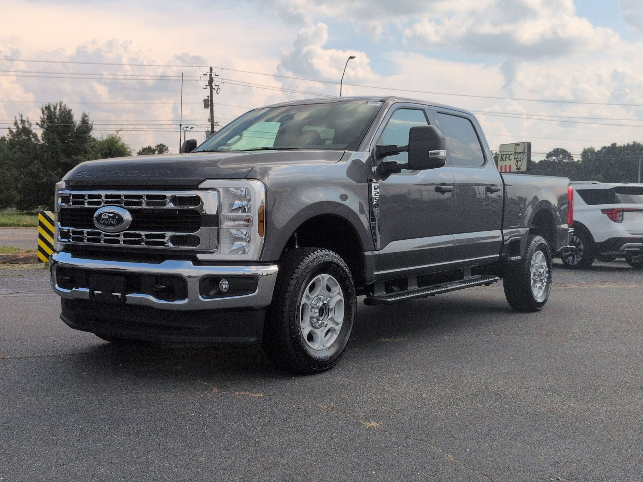 2026 Ford Super Duty F-250 SRW XLT