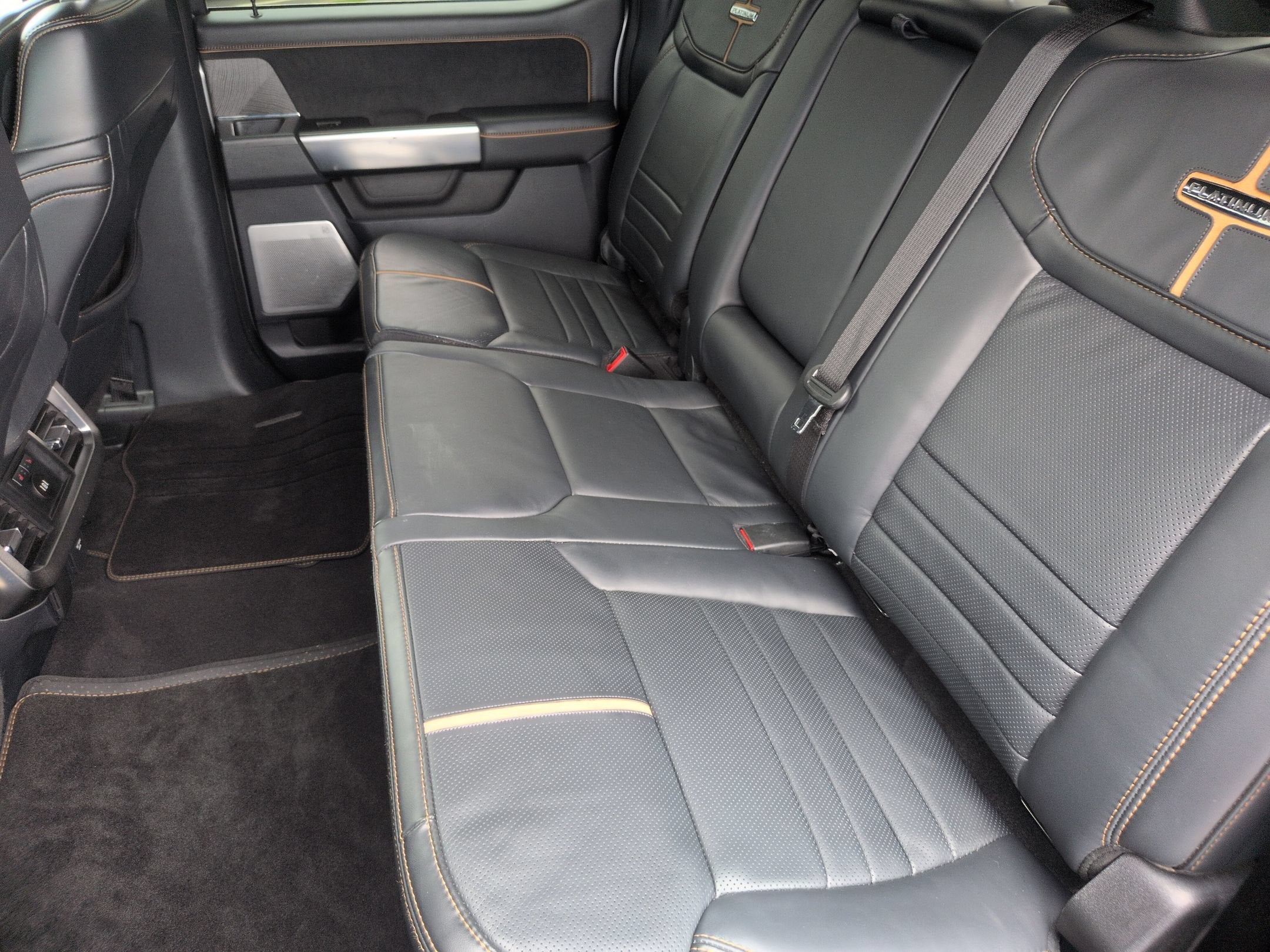 2023 Ford Super Duty F-250 SRW Platinum