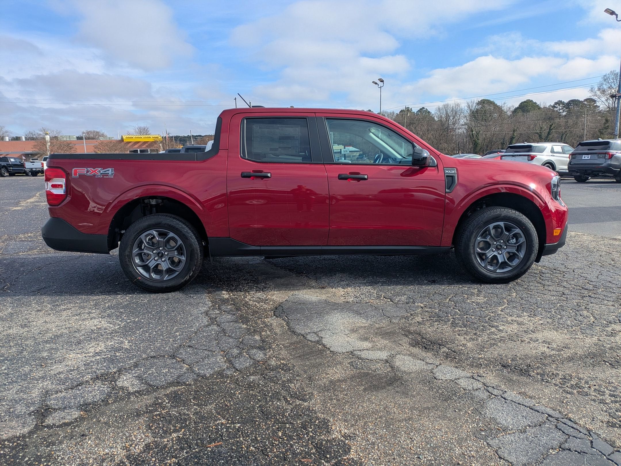 2025 Ford Maverick XLT