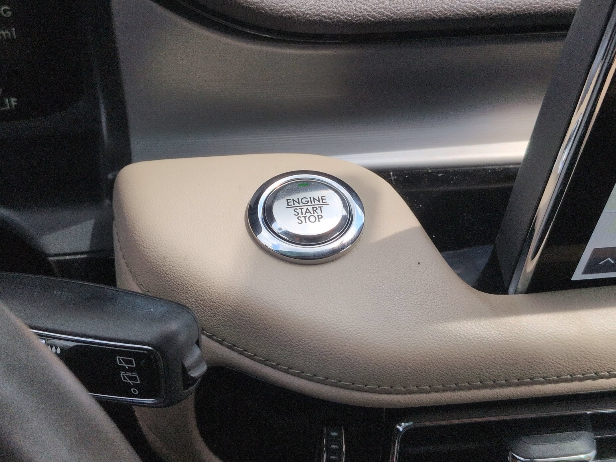 2023 Lincoln Aviator Standard