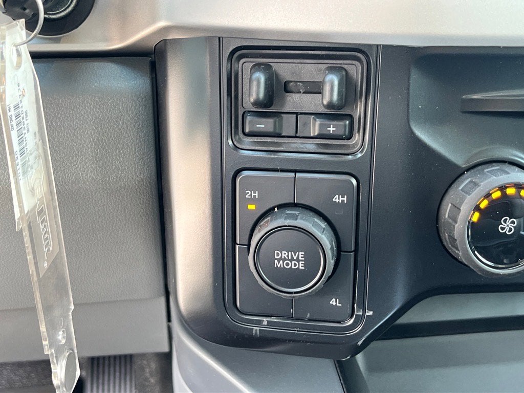 2025 Ford Super Duty F-550 DRW XLT DRW