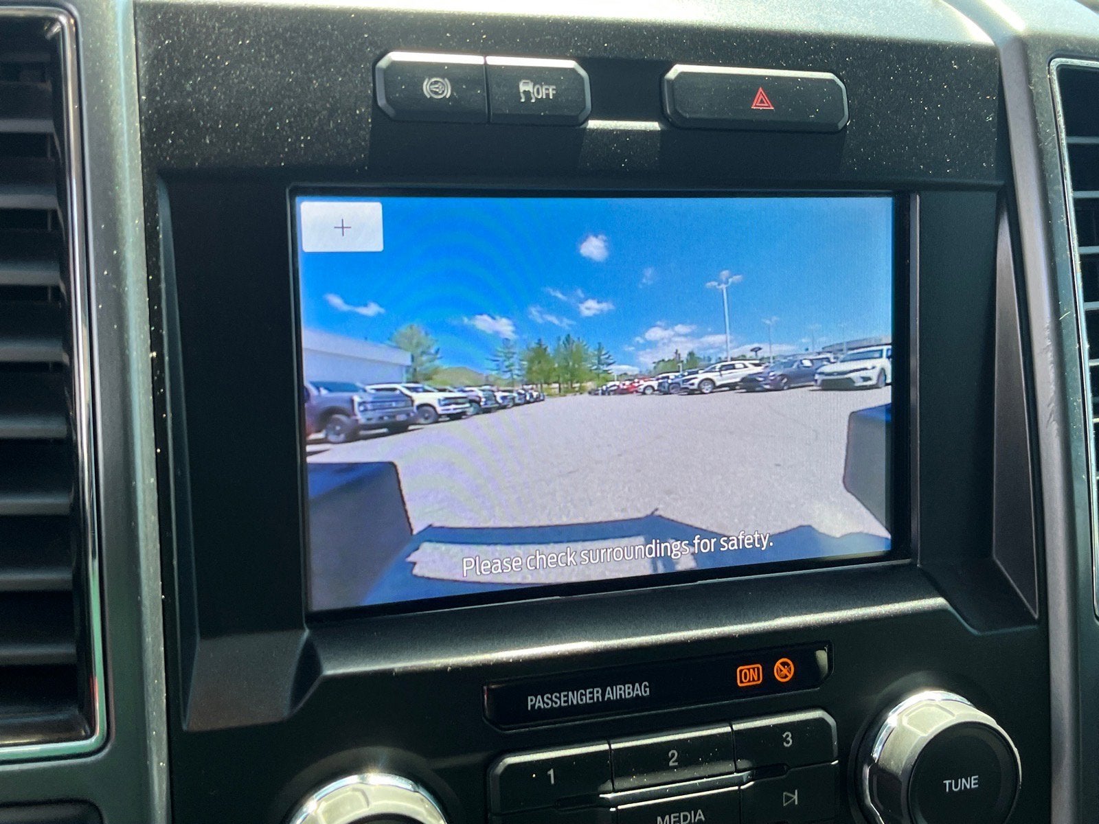 2022 Ford Super Duty F-550 DRW XLT DRW