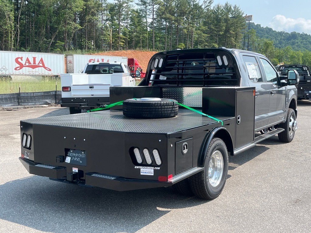 2025 Ford Super Duty F-350 DRW XL