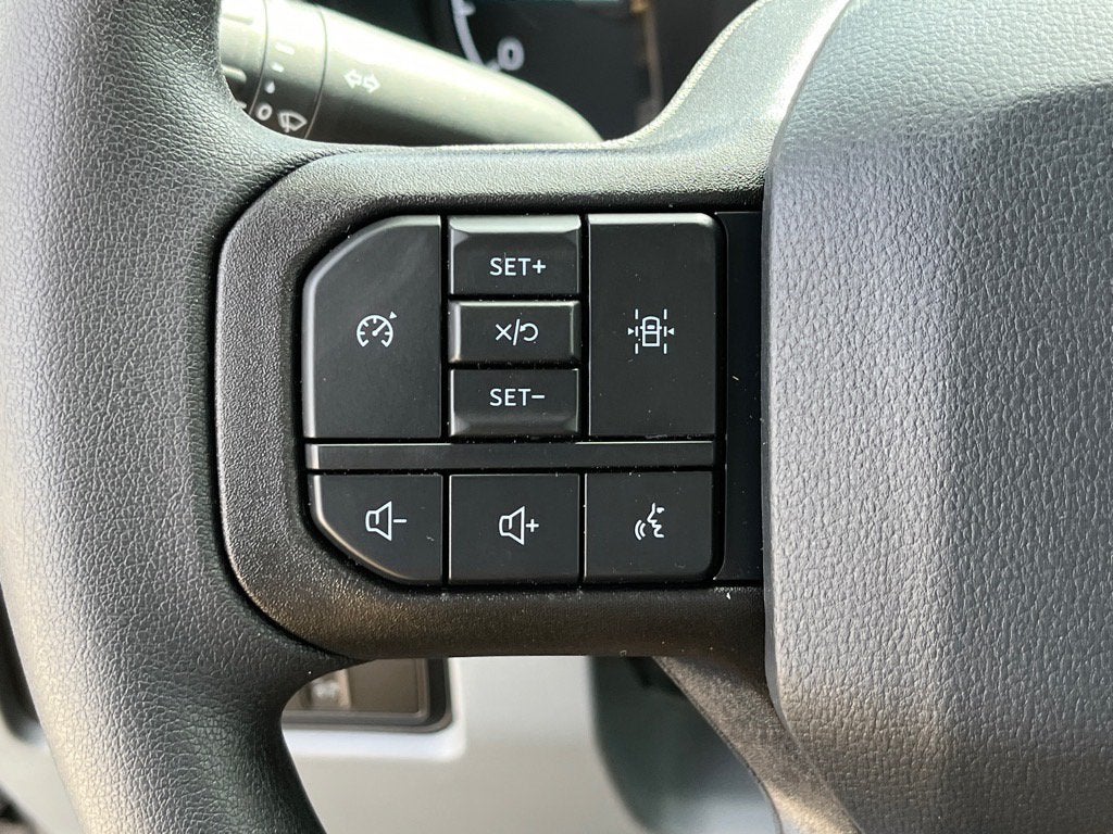 2025 Ford Super Duty F-350 DRW XL