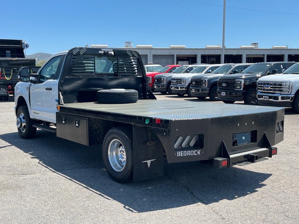 2025 Ford Super Duty F-350 DRW XL