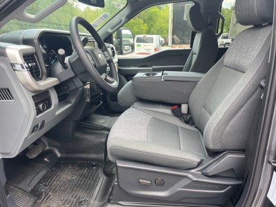2026 Ford Super Duty F-550 DRW XLT