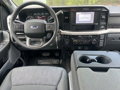 2026 Ford Super Duty F-550 DRW XLT