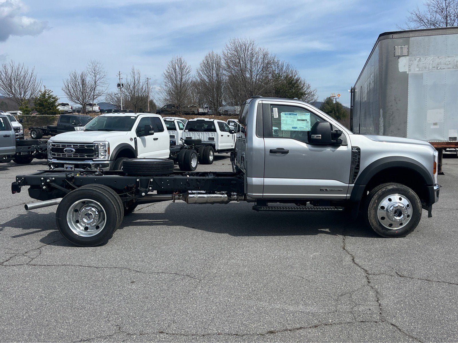 2026 Ford Super Duty F-450 DRW XLT