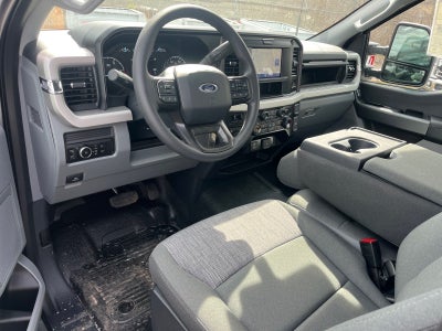 2026 Ford Super Duty F-450 DRW XLT