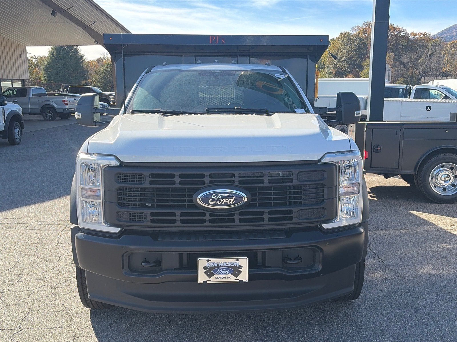 2026 Ford Super Duty F-550 DRW XL
