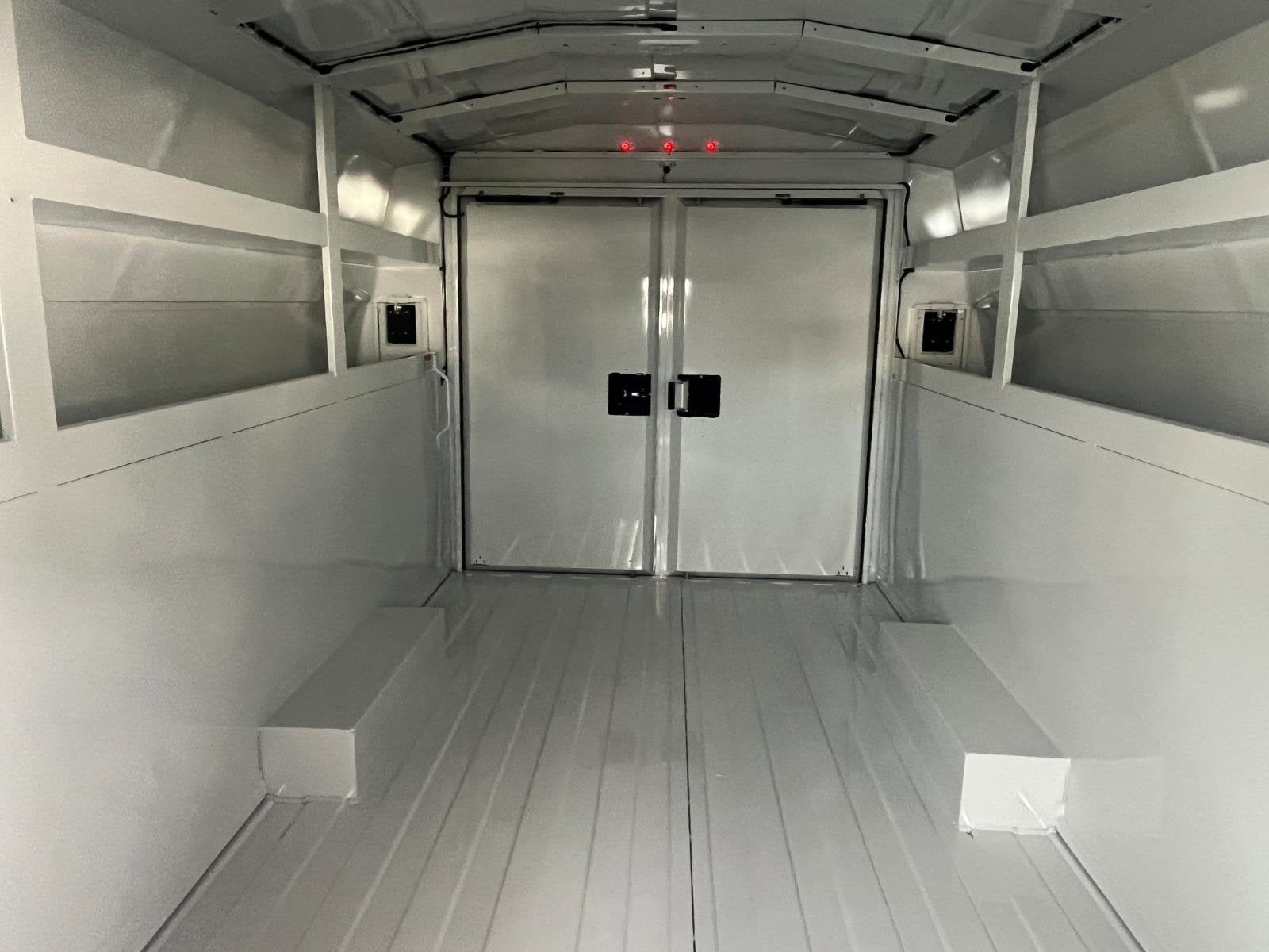 2026 Ford E-Series Cutaway Base Cutaway