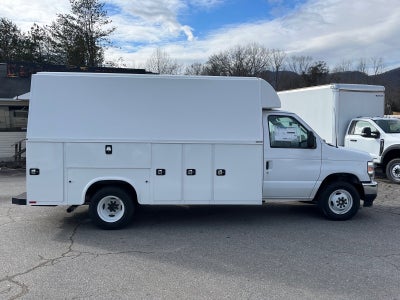 2026 Ford E-Series Cutaway Base Cutaway