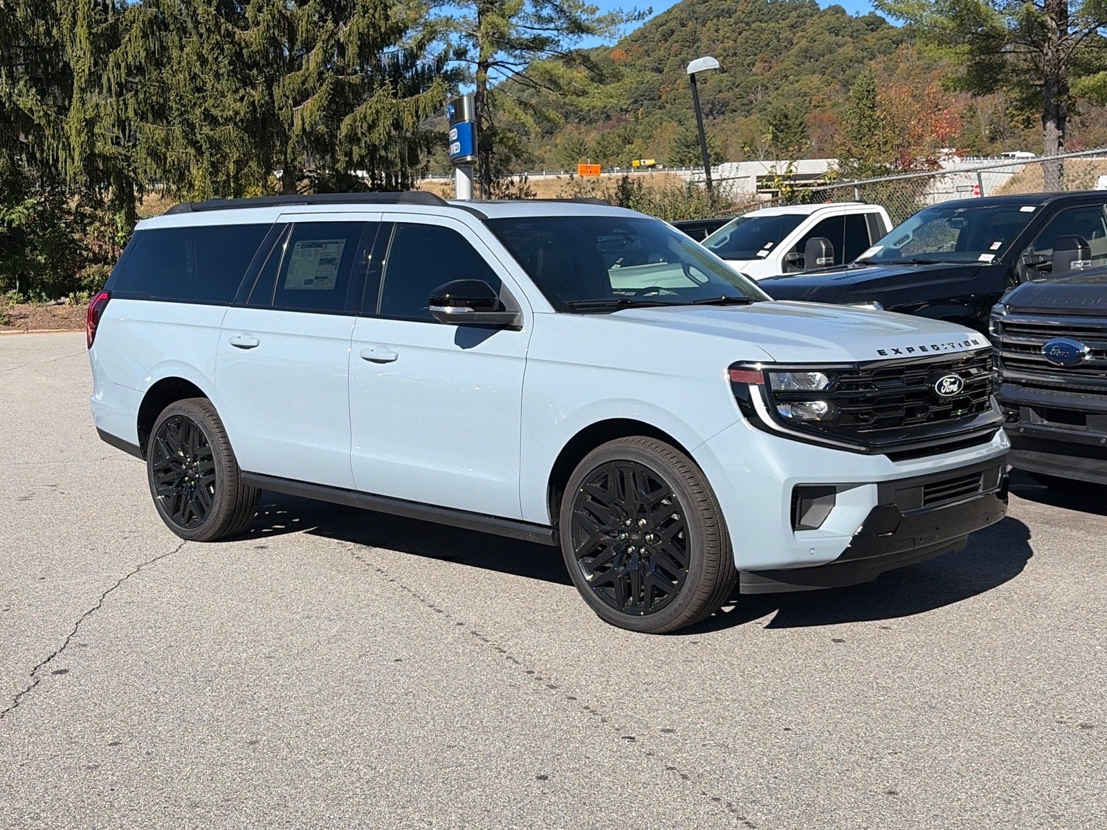 2027 Ford Expedition Max Platinum