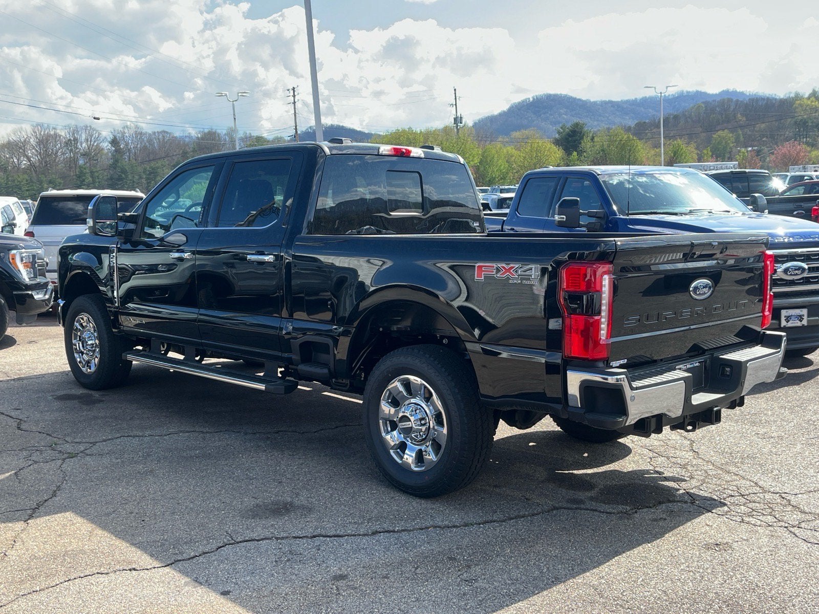2026 Ford Super Duty F-250 SRW LARIAT
