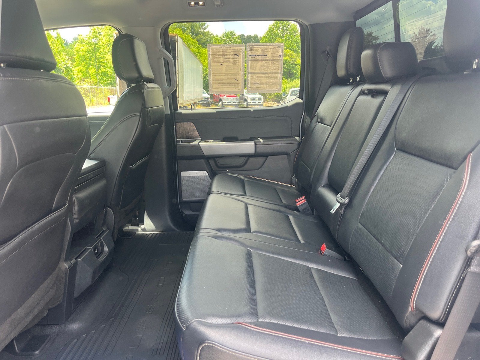 2024 Ford Super Duty F-350 SRW LARIAT