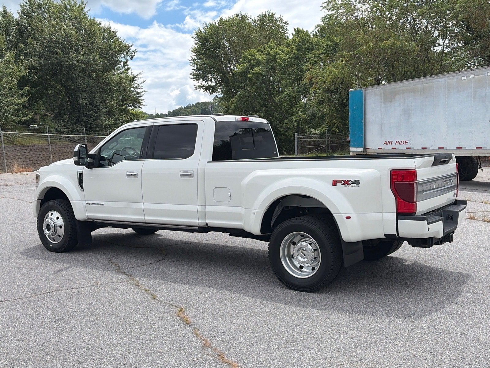 2020 Ford Super Duty F-450 DRW Platinum