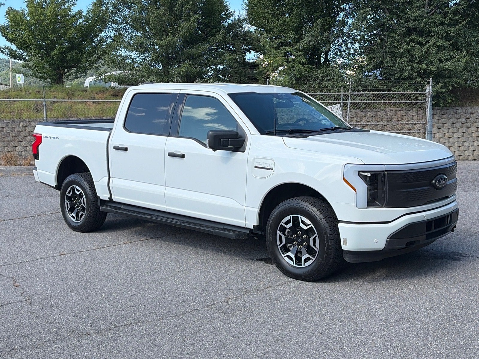 2023 Ford F-150 Lightning XLT