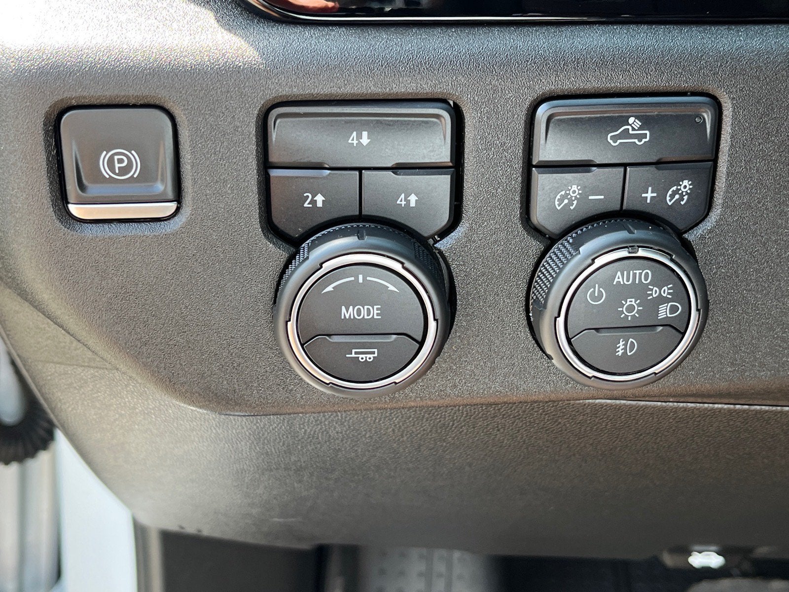 2024 Chevrolet Silverado 3500HD CC LT