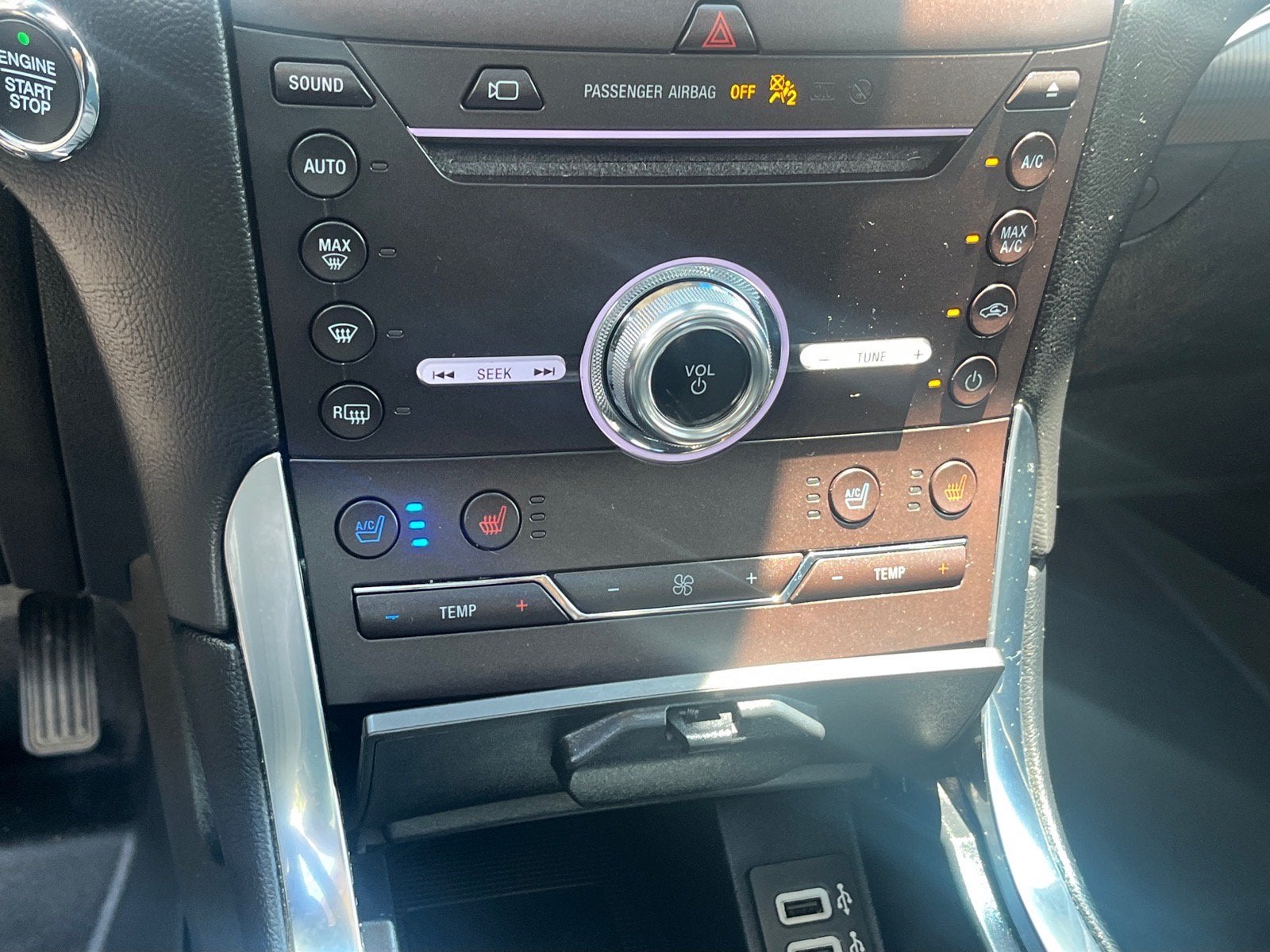 2019 Ford Edge Titanium