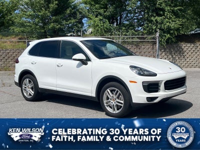 2016 Porsche Cayenne Base