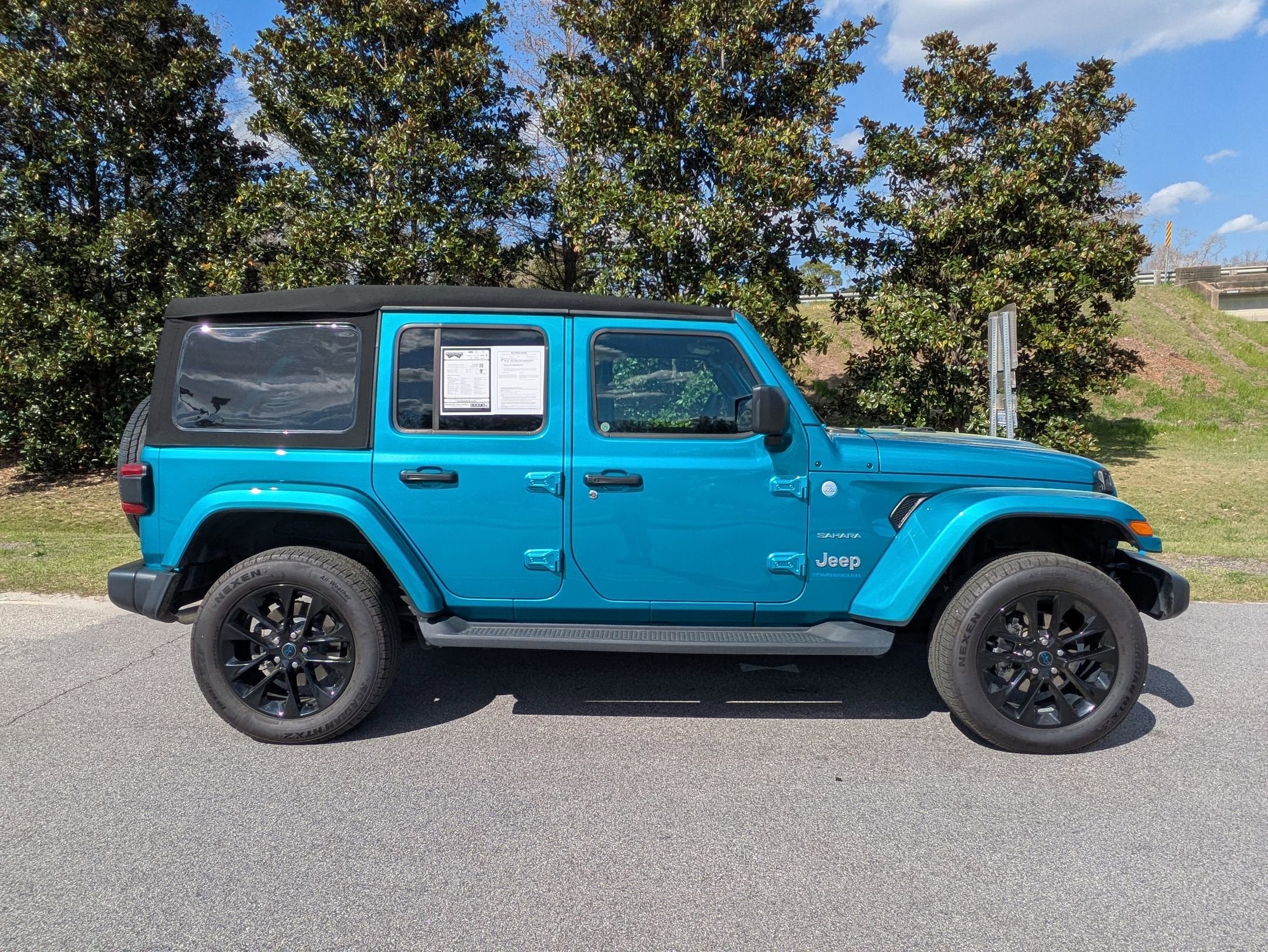 2024 Jeep Wrangler 4xe Sahara