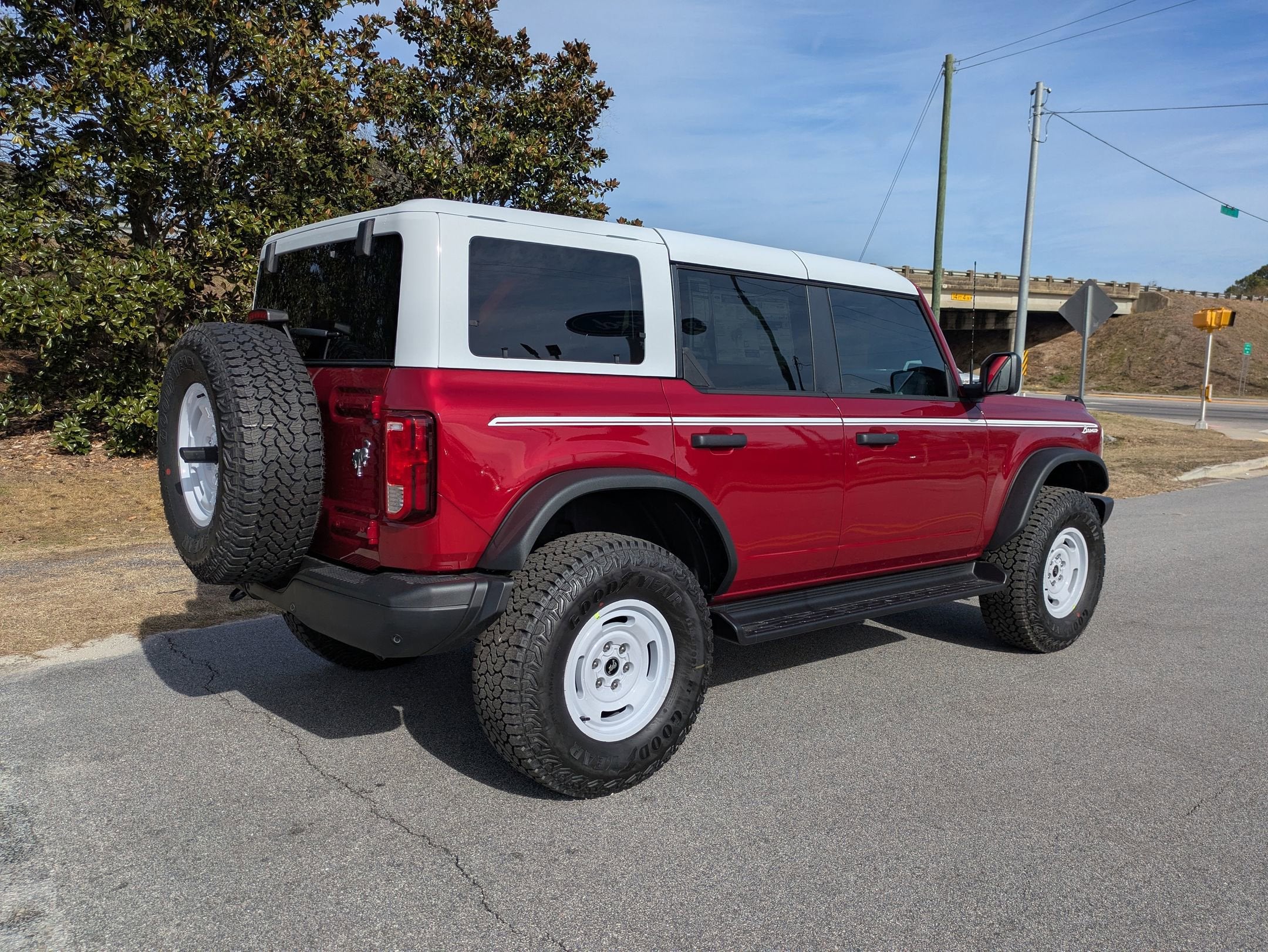 2025 Ford Bronco Heritage Edition