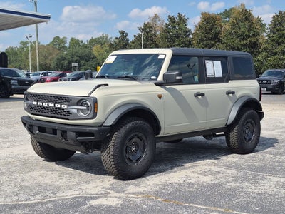 2025 Ford Bronco Badlands