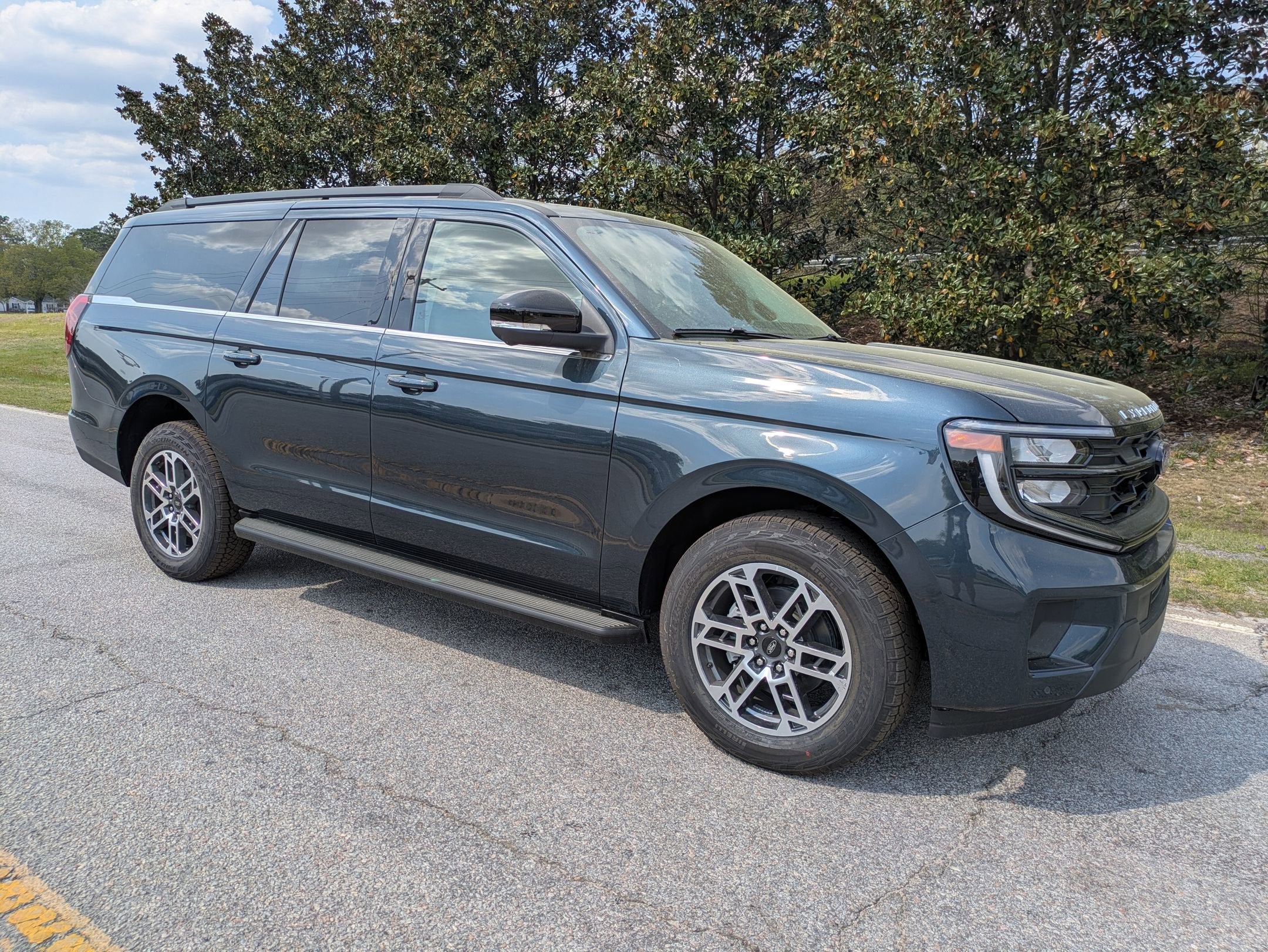 2026 Ford Expedition Max Active