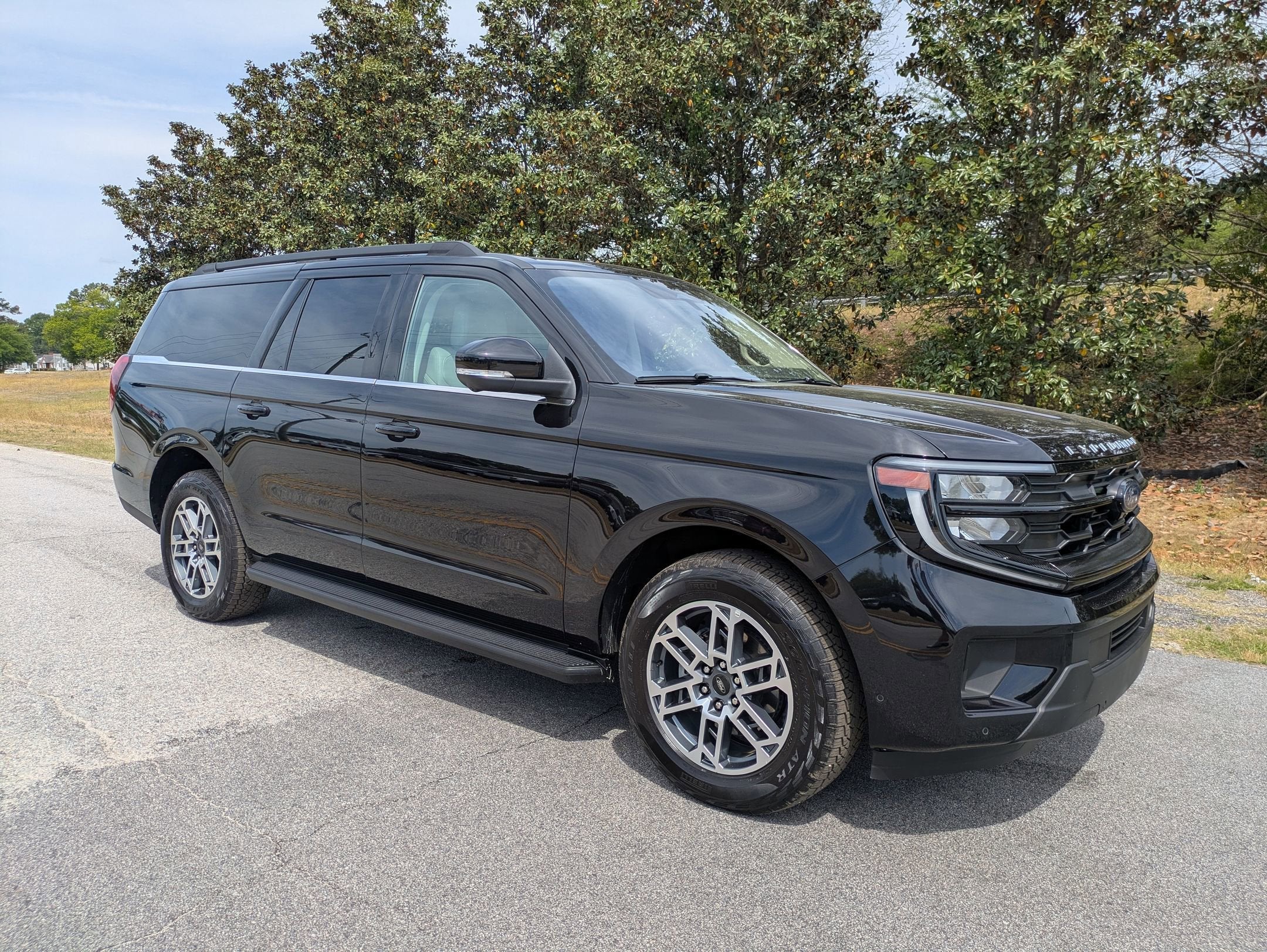 2025 Ford Expedition Max Active