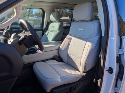 2025 Ford Expedition Platinum