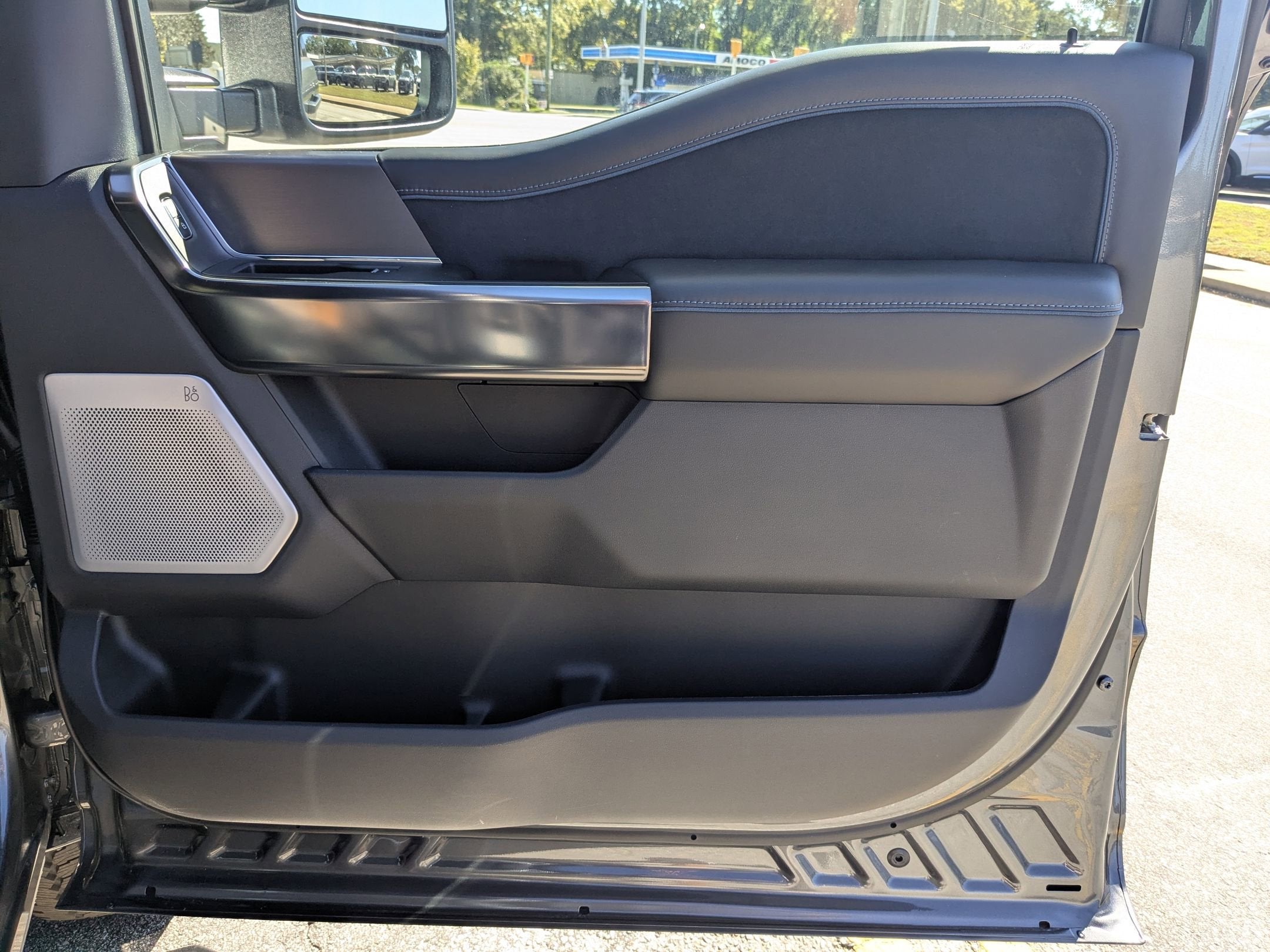 2026 Ford Super Duty F-350 SRW F-350® Platinum®