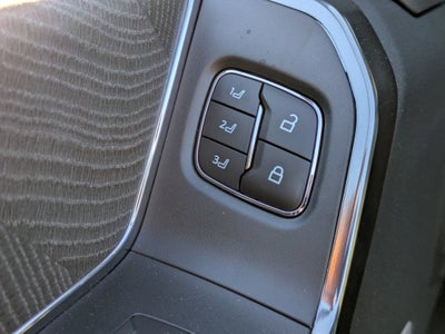 2025 Ford Super Duty F-350 SRW Platinum