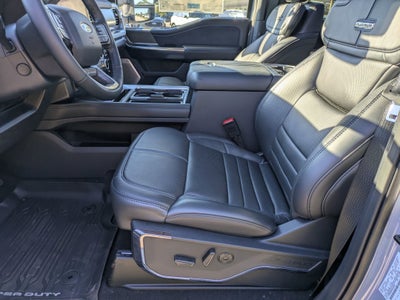 2025 Ford Super Duty F-350 SRW Platinum