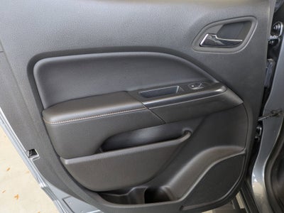 2022 GMC Canyon 4WD AT4 w/Leather