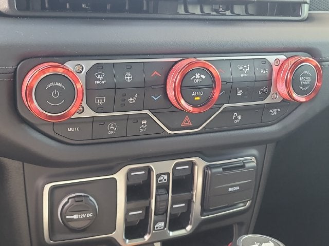 2025 Jeep Wrangler Rubicon X