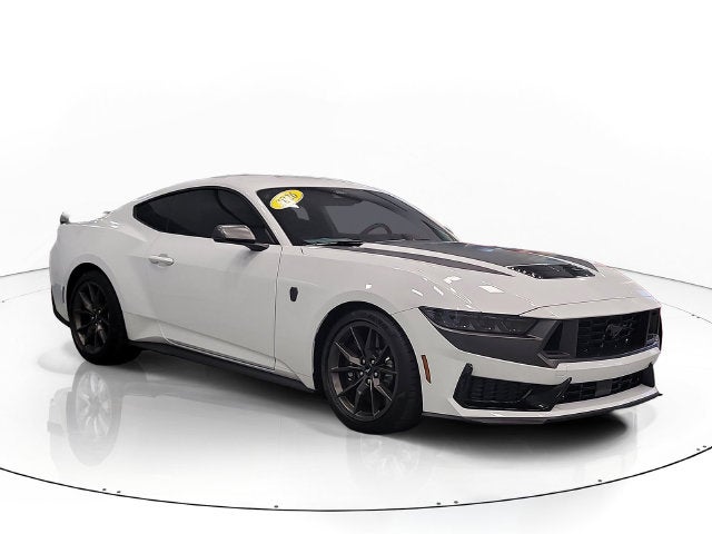 2026 Ford Mustang Dark Horse