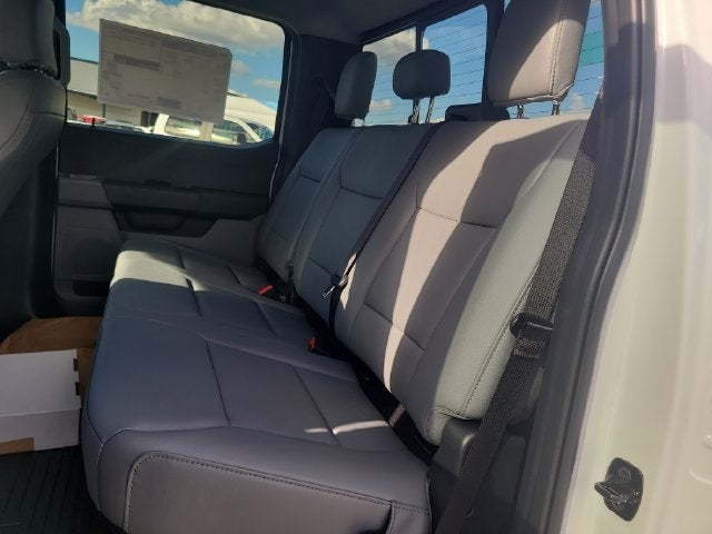 2027 Ford F-450SD XL 4WD CREW CAB DRW
