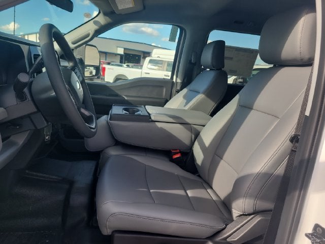 2027 Ford F-450SD XL 4WD CREW CAB DRW