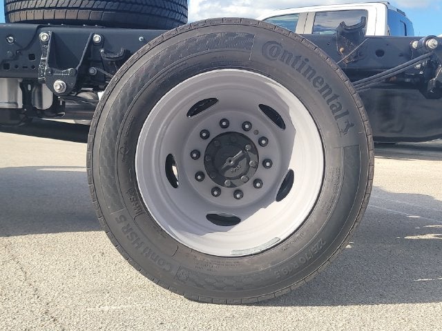 2027 Ford F-450SD XL 4WD CREW CAB DRW