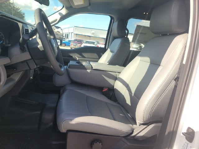 2027 Ford F-450SD XL 4WD CREW CAB DRW