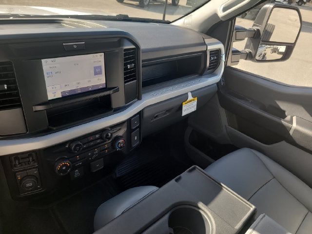 2027 Ford F-450SD XL 4WD CREW CAB DRW