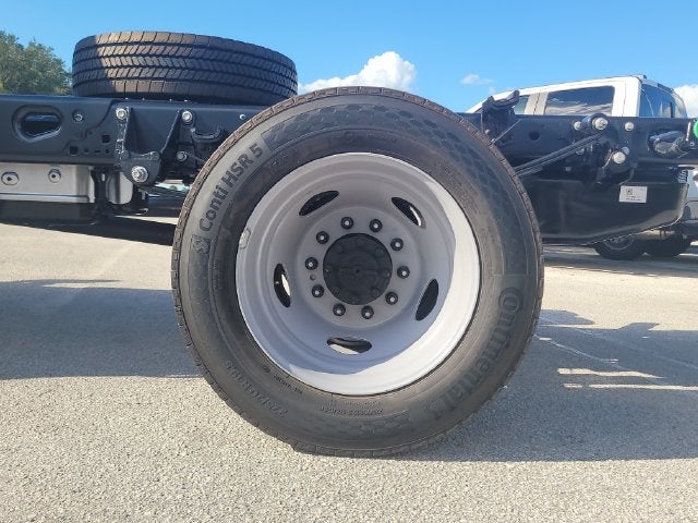 2027 Ford F-450SD XL 4WD CREW CAB DRW