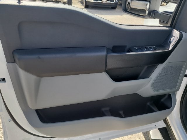 2027 Ford F-350SD 4WD CREW CAB DRW