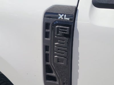 2027 Ford F-350SD 4WD CREW CAB DRW